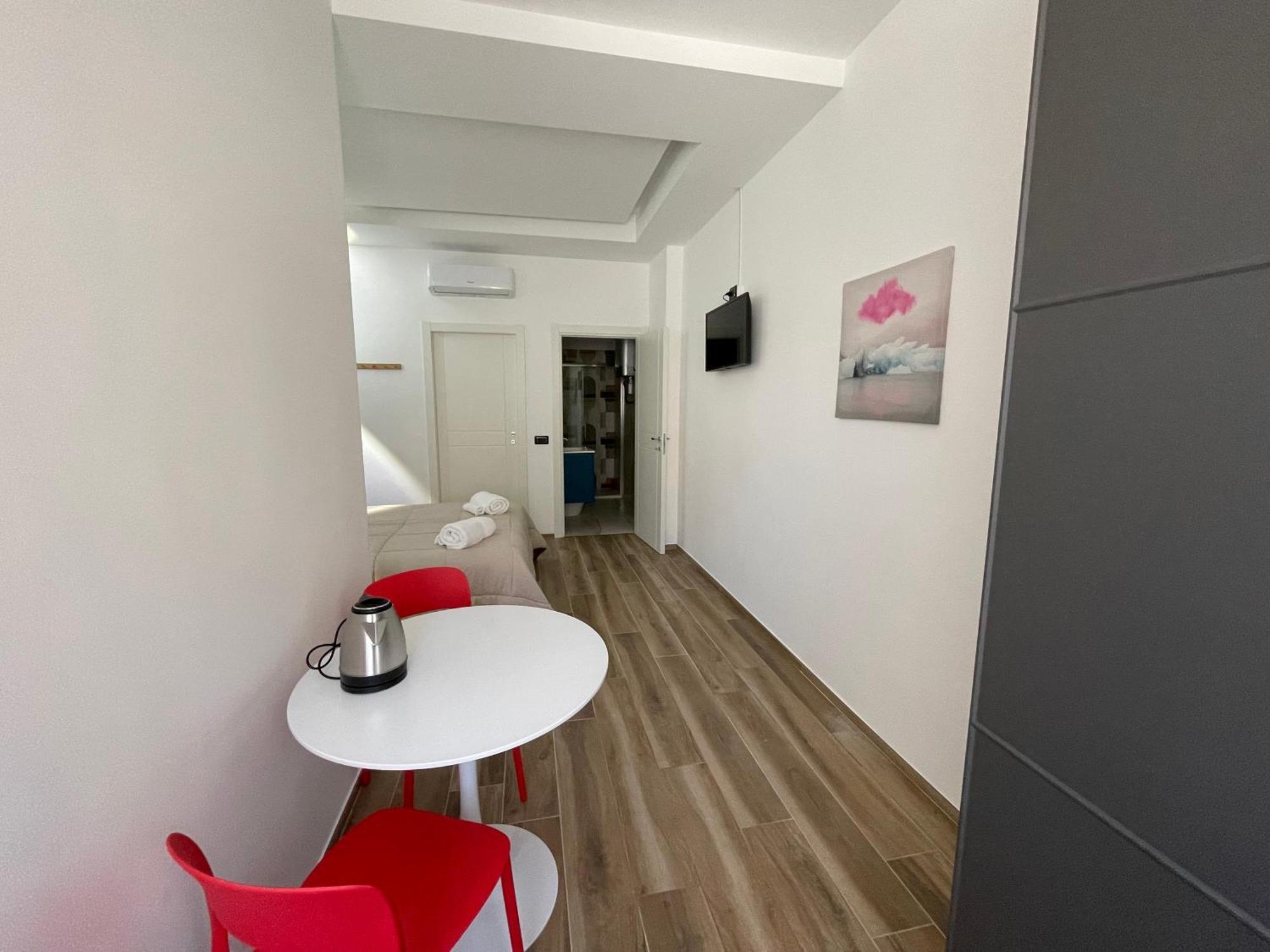Guest House Design Navigli Milan Bagian luar foto